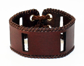 Brown leather bracelet, leather accessories, brown cuff, women cuff, men bracelet, anniversary gift, great gift.