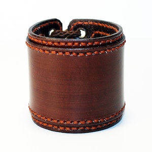 Handmade Brown Leather Cuff Bracelet: Adjustable Unisex Design