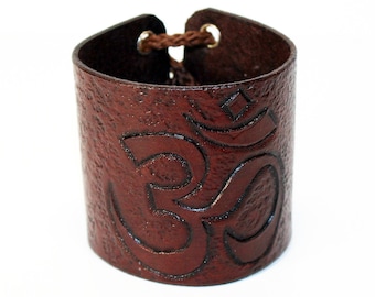 Bracelet with Om symbol! Handmade leather cuff! Om sign! Yoga symbol! Leather bracelet! Leather accessories!