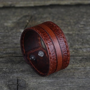 Handmade Leather Cuff Bracelet: Unisex Leather Accessories