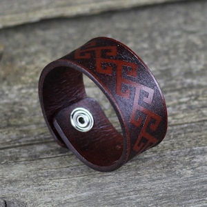 Leather bracelet, leather accessories, handmade cuff, women cuff, men bracelet, anniversary gift, great gift.