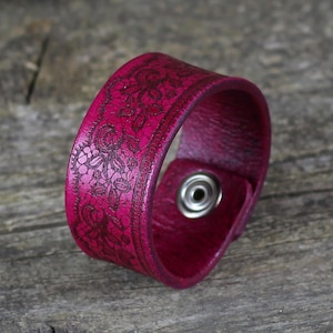 Handmade Leather Cuff Bracelet: Floral Design, Adjustable Snap
