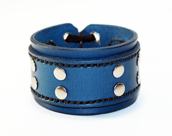 Pulsera de cuero azul hecha a mano: diseño unisex ajustable