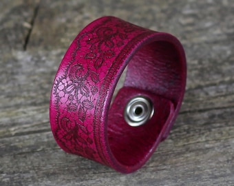 Handmade Leather Cuff Bracelet: Floral Design, Adjustable Snap