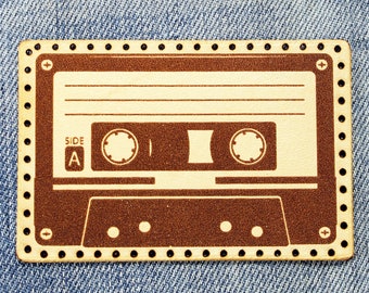 Läderkassettbandslapp: Broderad Mixtape-sömnad
