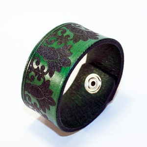 Handmade Leather Cuff Bracelet: Floral Etched Design
