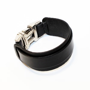 Handmade Leather Cuff Bracelet: Unisex Adjustable Wristband