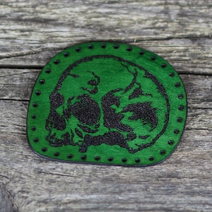 Écusson en cuir tête de mort, couture de tête de mort, accessoires à bascule, écusson à coudre, excellent cadeau.
