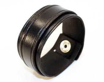 Handmade Leather Cuff Bracelet, Unisex Wristband