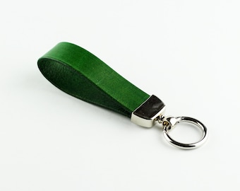 Leather key chain, leather key fob, handmade green key chain, leather key ring, handmade leather accessories.