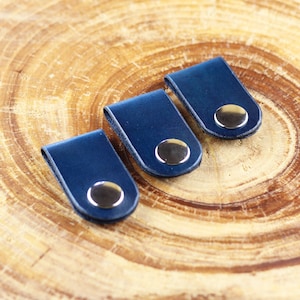 Cable organizer, Cord holder, Cable organizer, Leather earbud holder , Great gift!