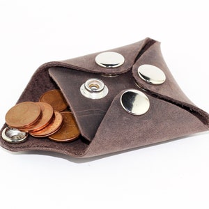 ¡OFERTA! Monedero pequeño de cuero hecho a mano: diseño minimalista, elegante y funcional.