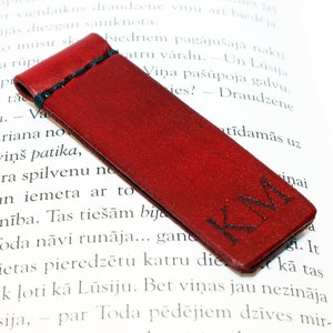Leather bookmark,Personalized bookmark, Bookmark Corner, Gifts for Booklover, Gifts for bookworms, leather accessories.