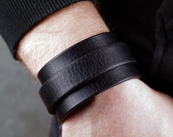 レザーリストバンド ブラックレザーカフブレスレット メンズ