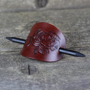Leather oval barrette with rose, hair accessories, gift for women, hair pins, rose pin, leather accessories, great