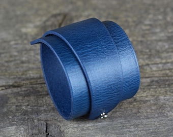 Blue Leather Cuff! Blue Bracelet! Great Gift!Blue Cuff! Very Nice Bracelet!