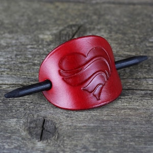Herz Leder Haarspange: Handgefertigte Haarspange, Love Pin