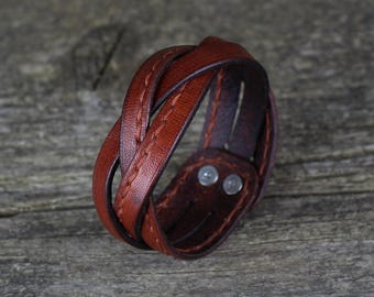 Bracciale intrecciato in pelle marrone fatto a mano