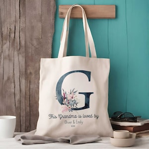 Diese Oma wird geliebt von Premium Tragetasche - Geschenke für Oma - Nana Geschenke - Muttertag