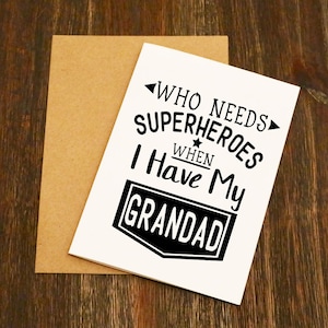 Quién necesita superhéroes cuando tengo mi tarjeta de abuelo - tarjeta del día del padre- diseñado e impreso en Yorkshire -Post gratis - tarjeta de cumpleaños