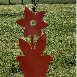 Steel Flower Pot Garden Stake - Metal Yard Art (12&quot;H)