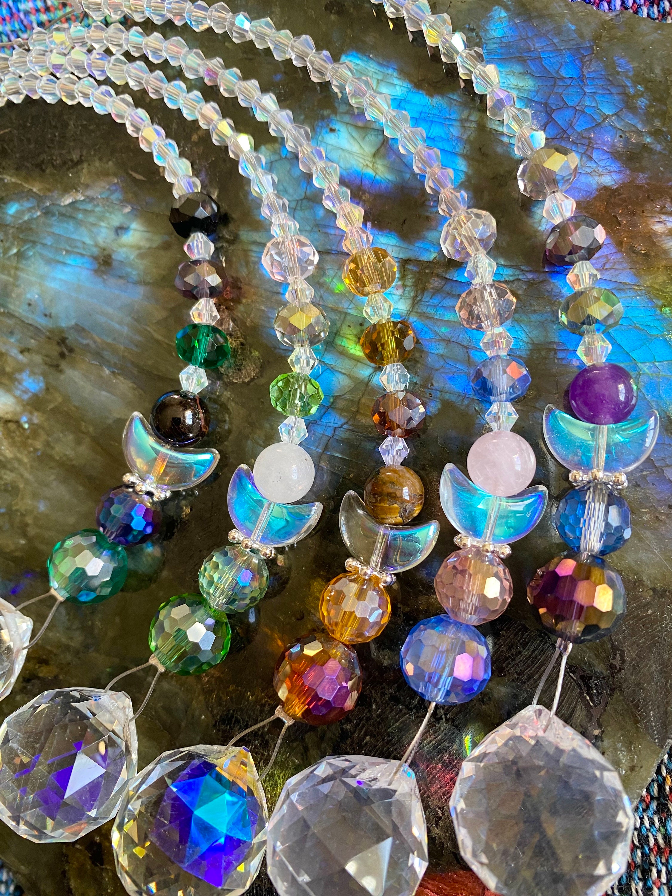 Attrape-Soleil En Cristal De Croissant De Lune BENECREAT Avec Perles De Quartz Rose - Ornement Prisme Suspendu Fenêtre, Décoration Lumineuse