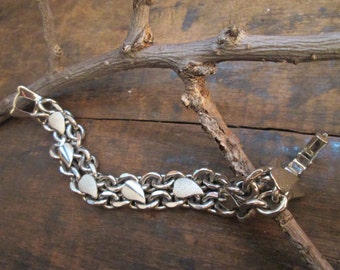 Vintage Silver-Tone Chain Bracelet in a Leaf Design  (C-27)