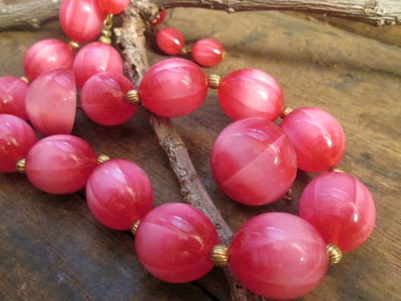 Vintage Pink-Watermelon Lucite Bead Choker with C… - image 3