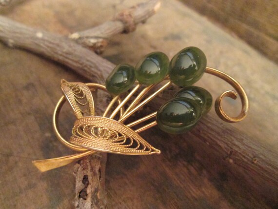 Vintage Gold-Tone Faux Jade Filigree Leaf Brooch … - image 2