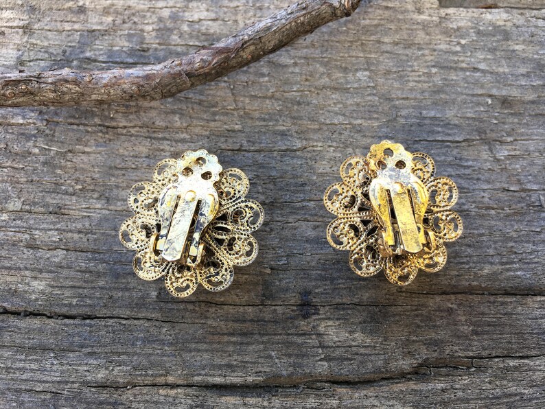 Orange Rhinestone Flower Shape Clip Ons Filigree Floral Clip Earrings Vintage Gold Tone 1960s Victorian Style Earrings