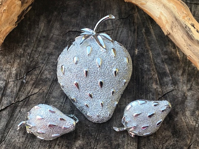 Sarah Coventry Strawbery Brooch and Clip Earring Set Vintage Sarah Cov silver strawberry set