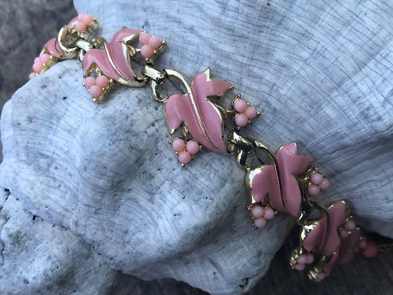 Vintage Coro Gold-Tone Necklace with Pink Enamel … - image 6