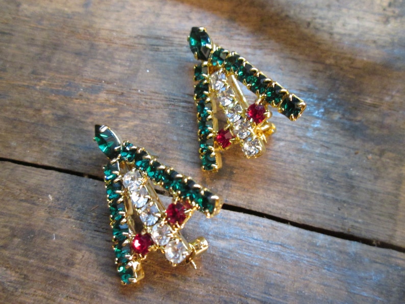 Vintage Petite Set of Christmas Rhinestone Tree Brooches