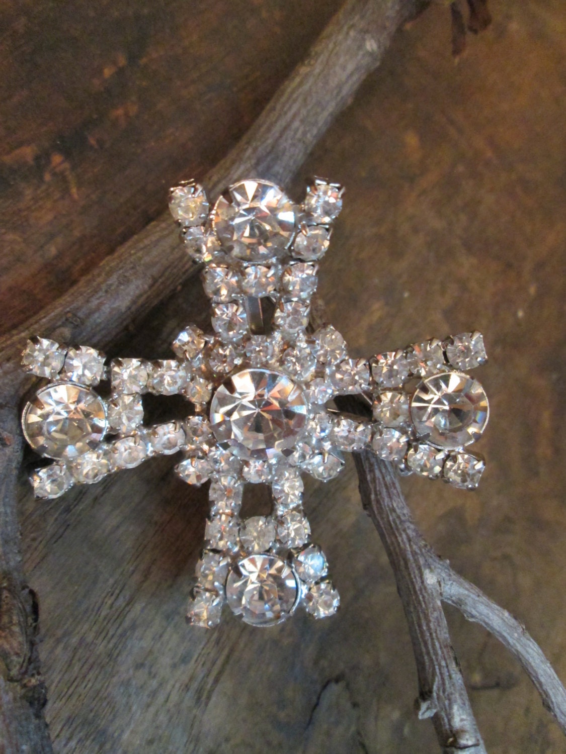Broche Ancienne Celtique Croix De Malte En Argent Avec Pierre Verte - Occasion