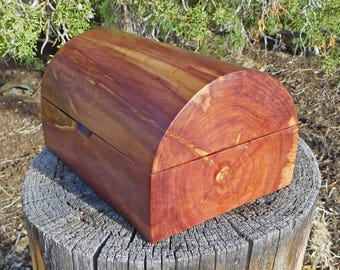 Red Cedar Log Box With Hinged Lid and Polyurethane Finish, Small Chest ...