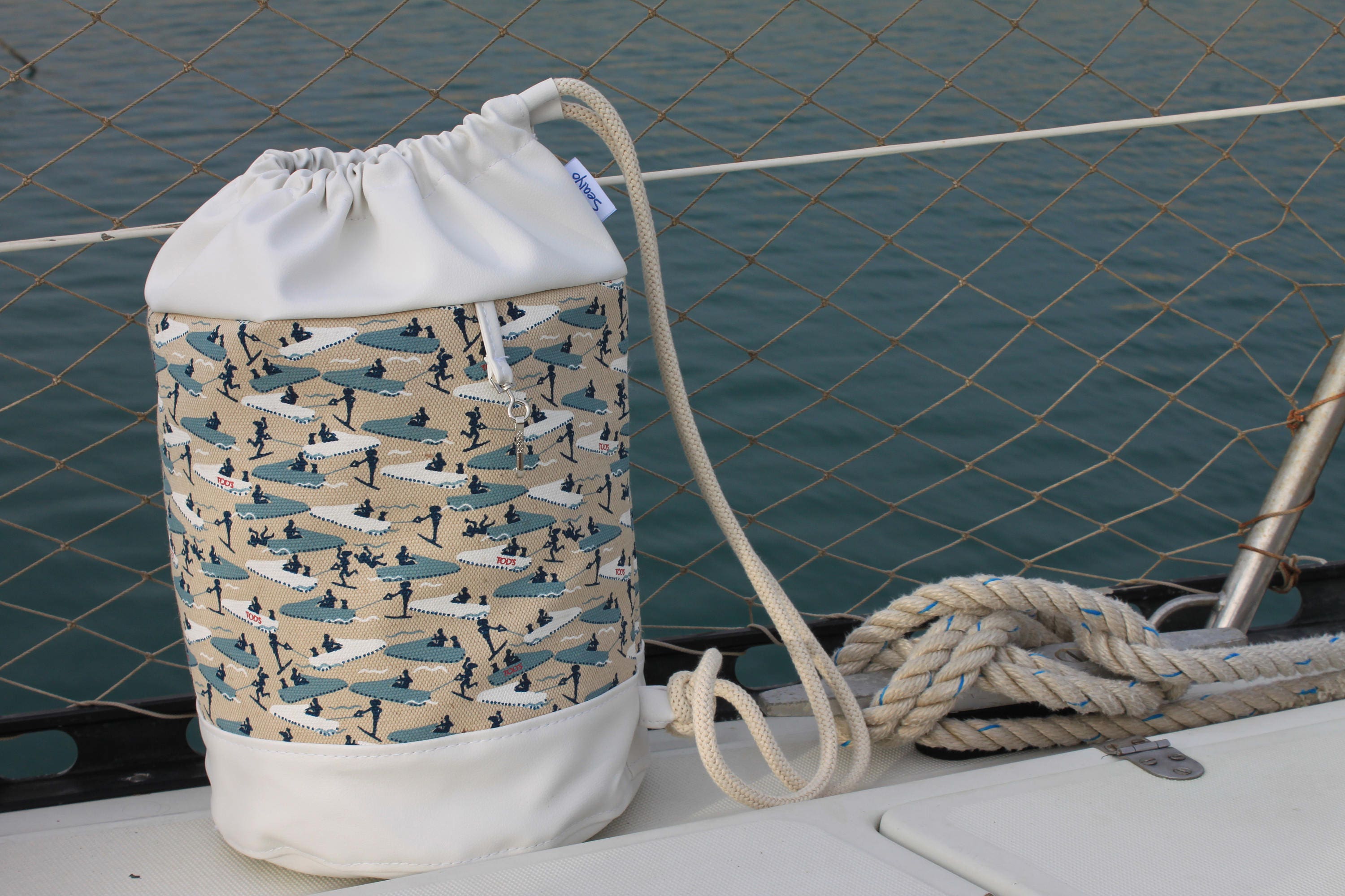 Printed Surf Duffle Bag – Nautical Beach & Gym Bag with Waterproof Lining | Coastal Weekend Tote | Unisex Travel Bag