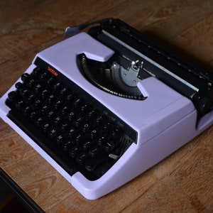 Professionally Serviced - Lila Brother 220 Typewriter - Working Perfectly