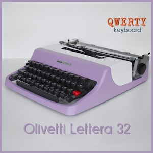 Professionally Serviced - Duo Colored Olivetti Lettera 32 Typewriter -  Working Perfectly