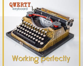 PERFECTLY WORKING Typewriter - Woodgrain Underwood 4bank  - Professionally Serviced - 1-3 Day Delivery WORLDWIDE