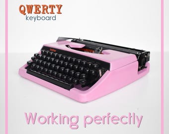 COLORI PERSONALIZZATI DISPONIBILI - Macchina da scrivere Brother 220 rosa baby - Assistenza professionale - Consegna rapida garantita