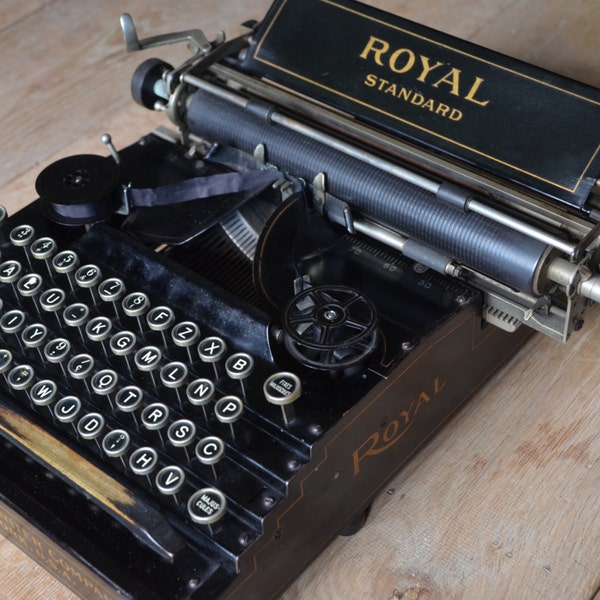 EXTREMELY RARE 1906 Typewriter - Royal Standard 1 - Restored to Near Perfect Condition