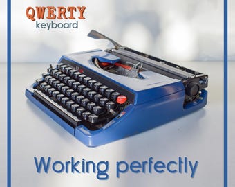 PERFECTLY WORKING Typewriter - Blue Vendex 750 - Professionally Serviced - 1-3 Day Delivery WORLDWIDE