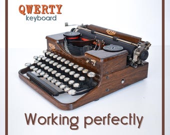 PERFECTLY WORKING Typewriter - Woodgrain Royal Portable P - Professionally Serviced - 1-3 Day Delivery WORLDWIDE