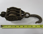 Vintage cast iron farm barn pulley