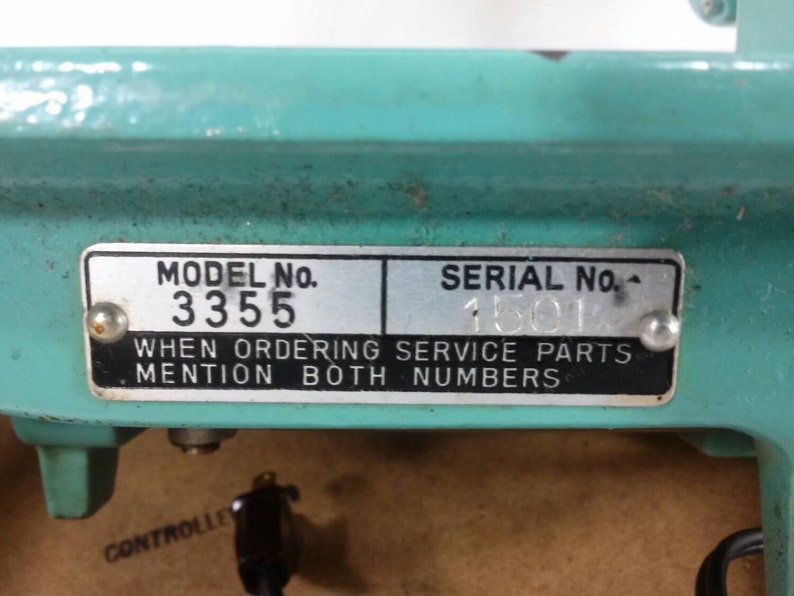 Vintage White Portable Zigzag Sewing Machine Model 3355 Retro Etsy