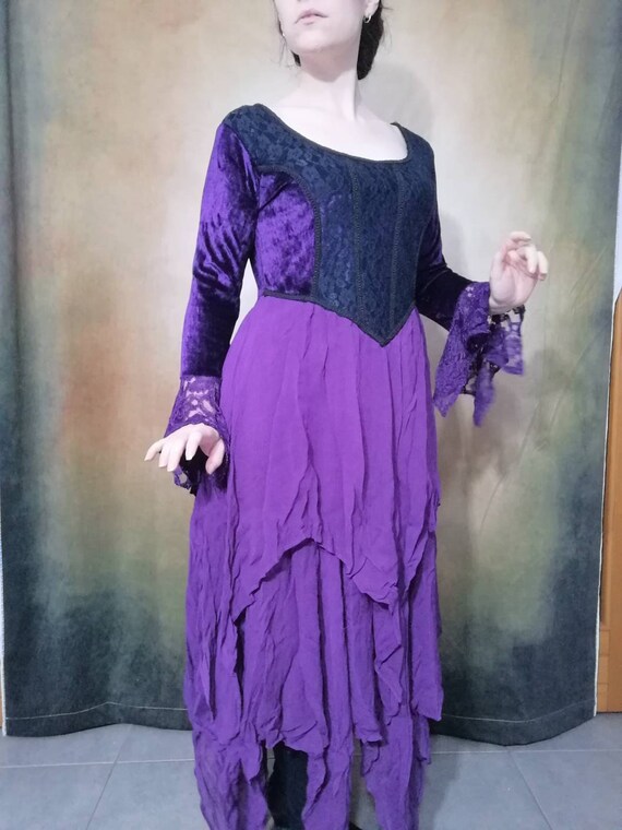 Purple velvet dress, size M