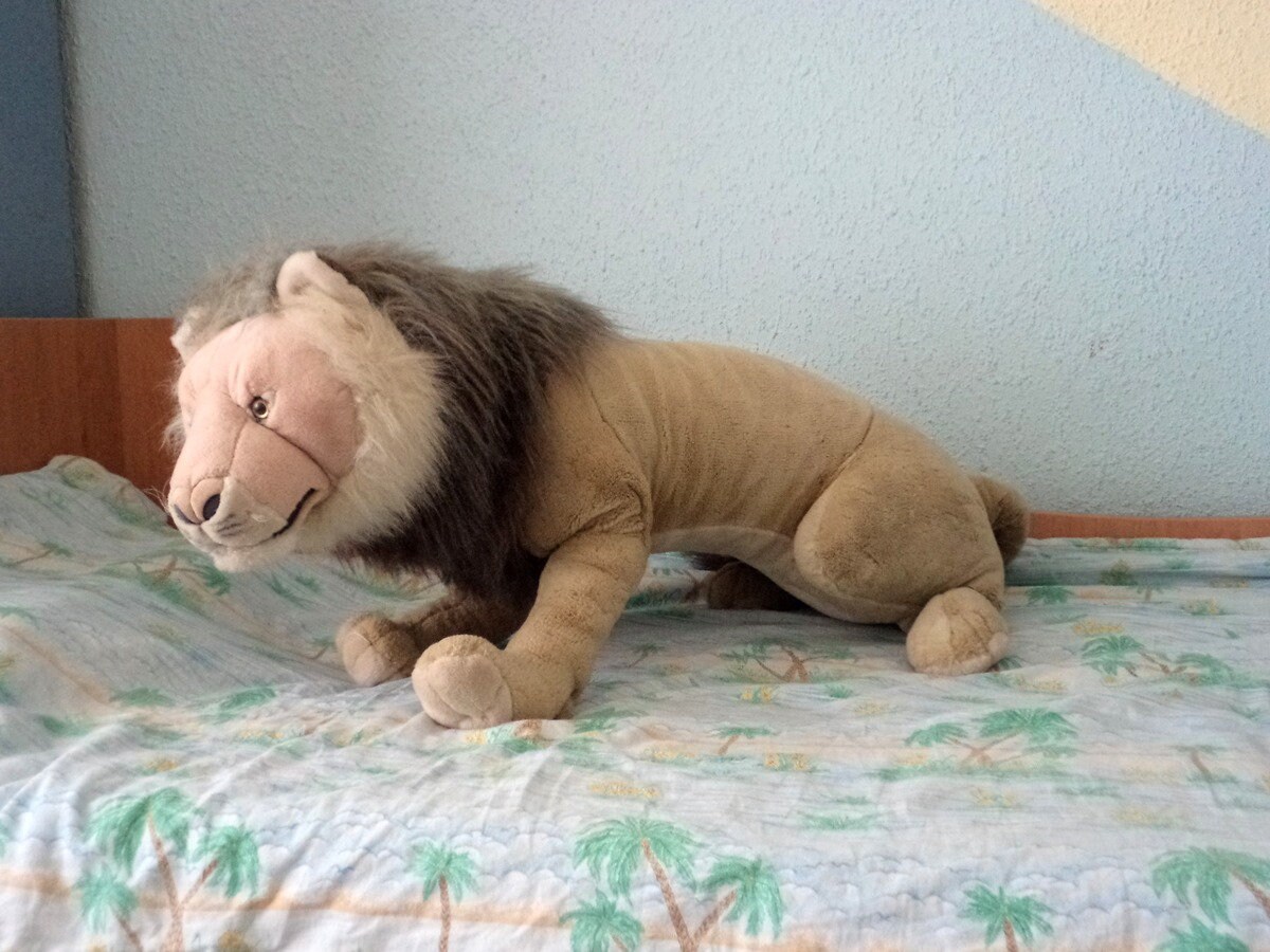 lion soft toy big