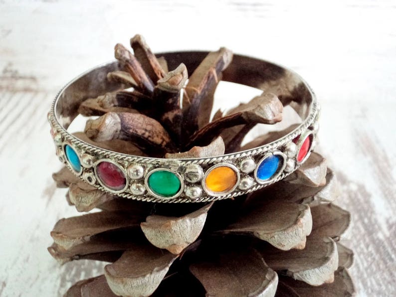 Vintage Bracelet Silver colored Bracelet with Multicolored Stones Old Jewelry Vintage Jewelry for Her Boho Hippie Style Bracelet