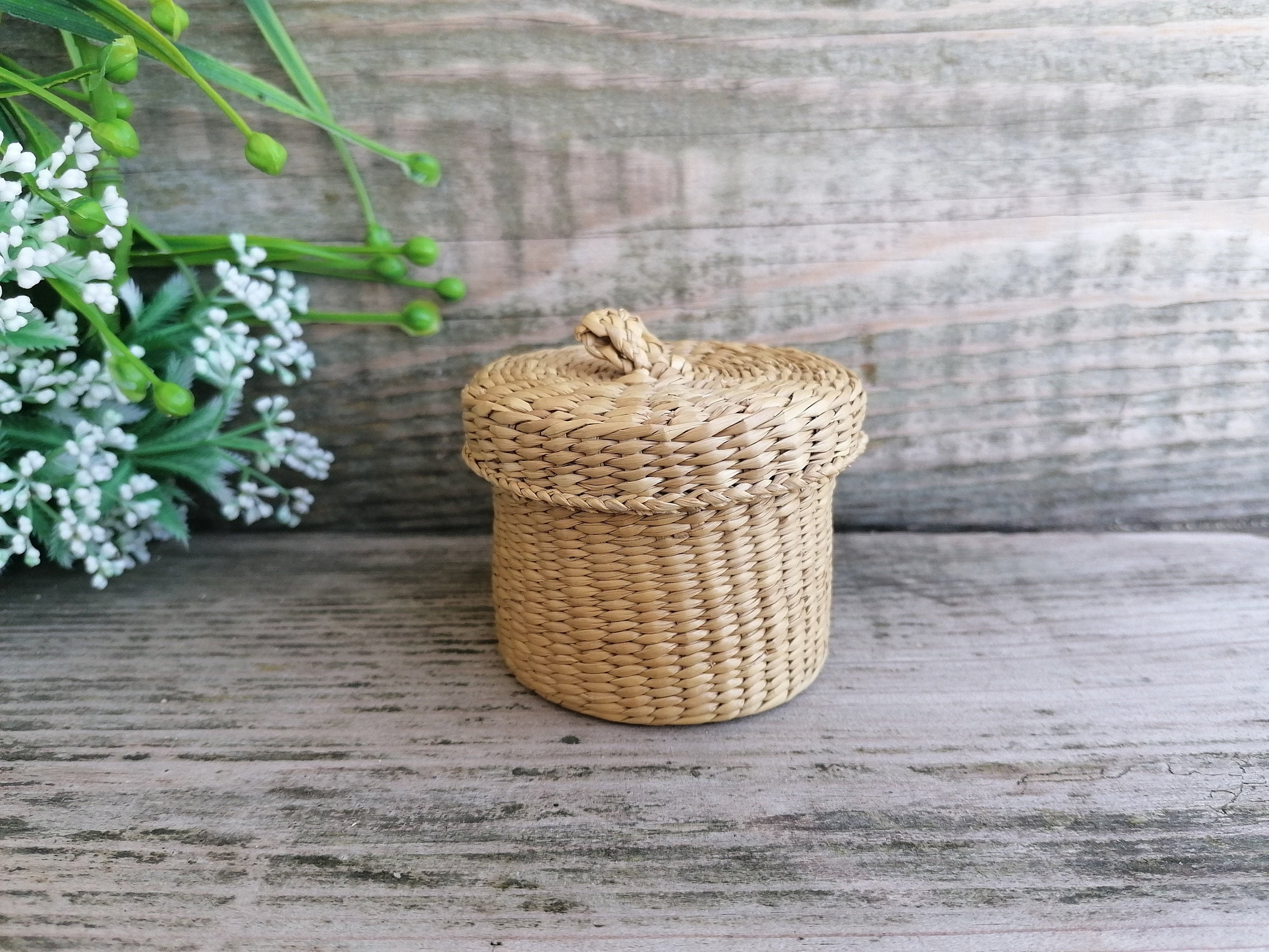 Vintage Small Wicker Box with Lid Mini Lidded Box Trinket Box Etsy