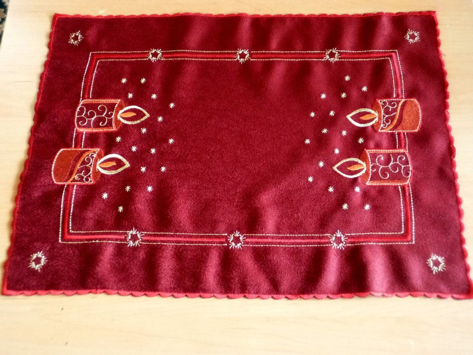 Christmas Table Runner Burgundy TABLE Topper With Emroidered Etsy